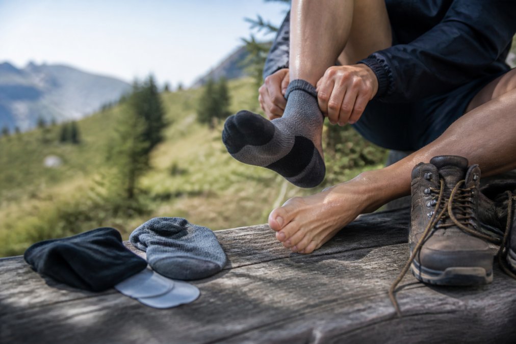 How to Stop Foot Sweat Hiking: 7 Proven Methods